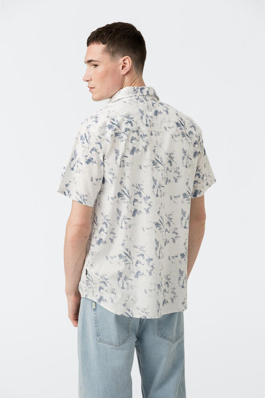 Camisa Estampada: Estilo e Versatilidade! - Armanda Boutique