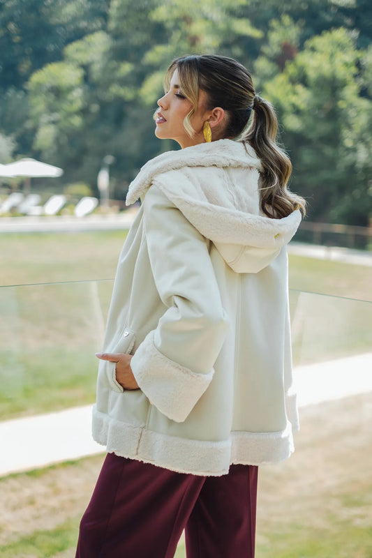 Casaco Creme Silvina Campos