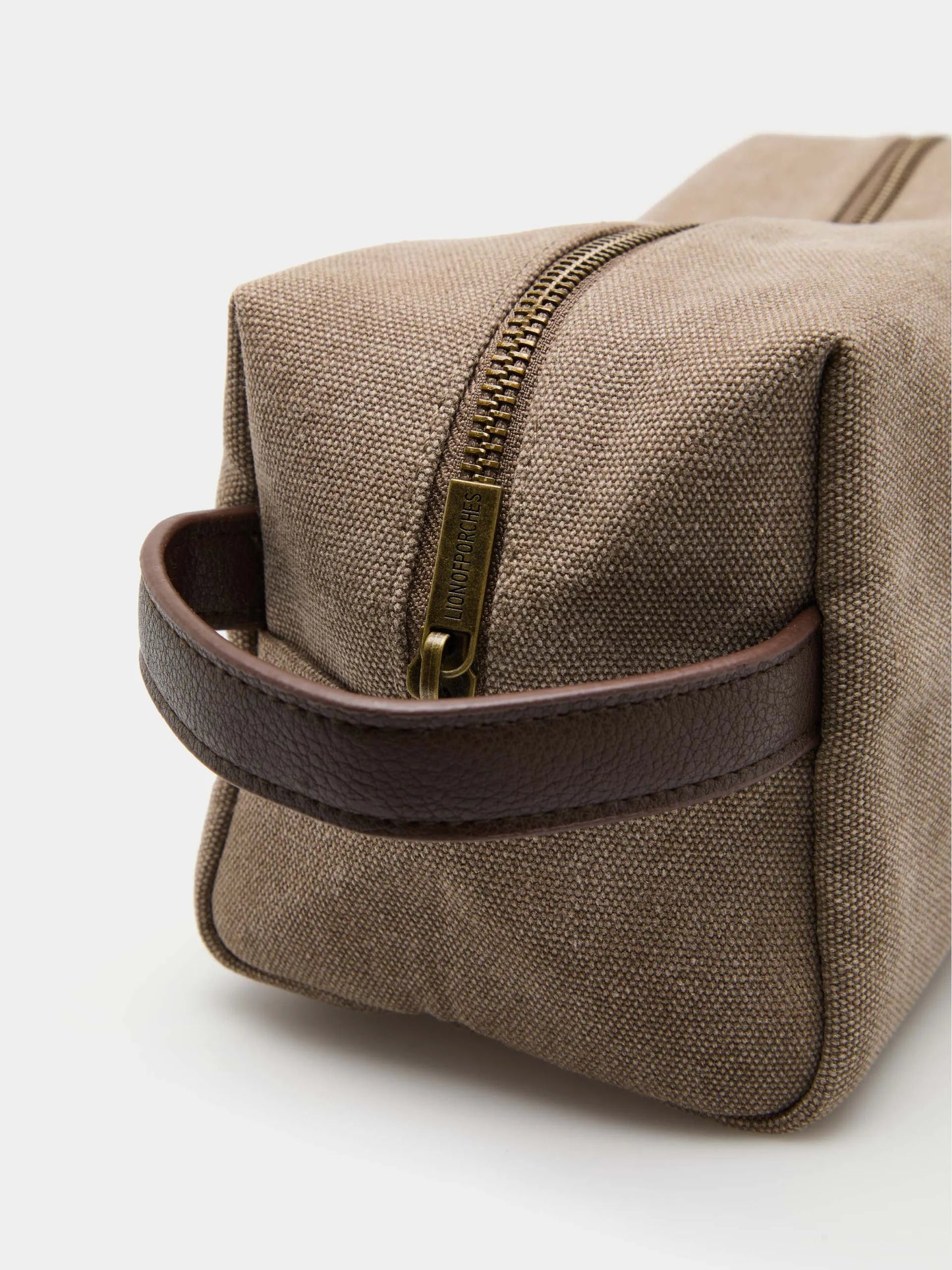 Necessaire Lion of Porches Homem