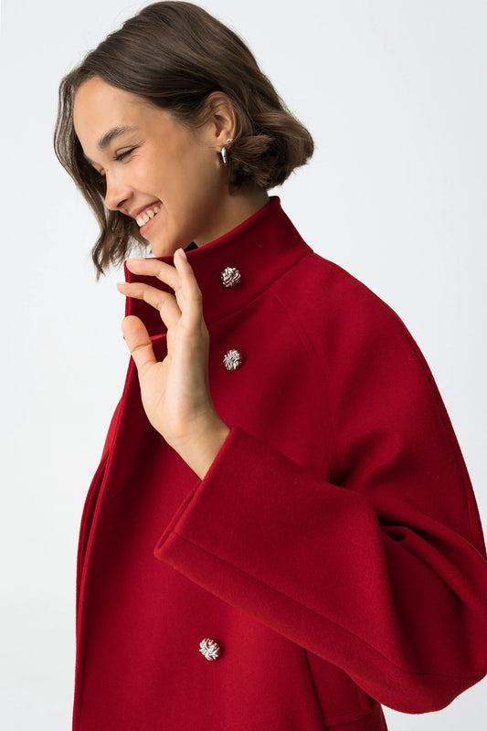 Casaco Tiffosi Mulher Elegância e Destaque