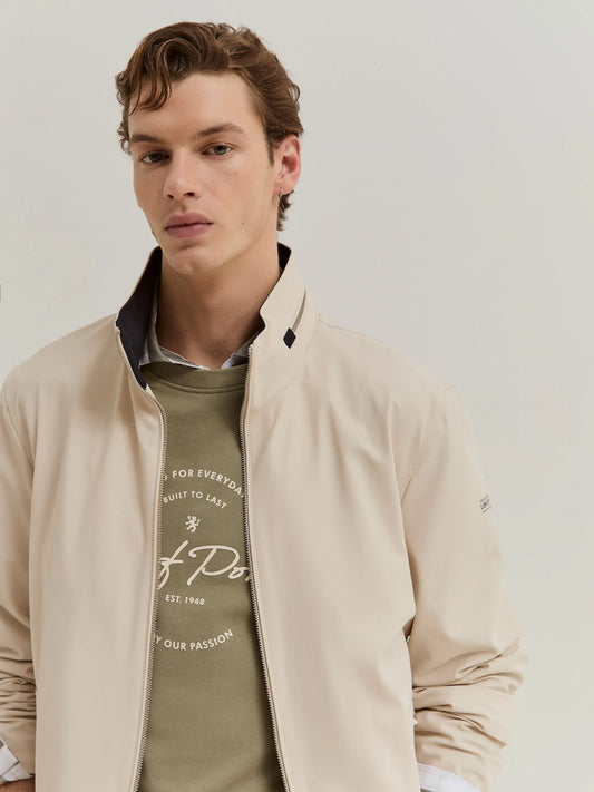 Blusão Lion of Porches