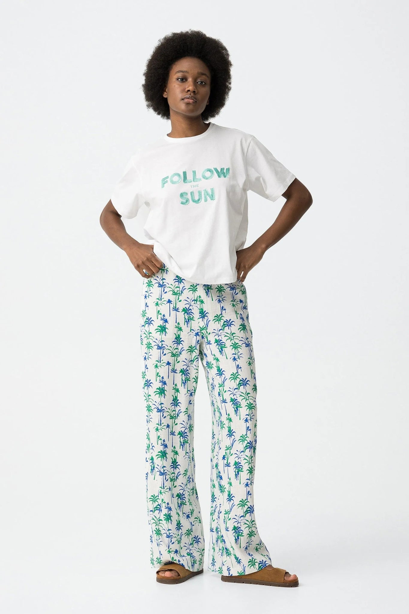 T-shirt Follow the Sun - Armanda Boutique