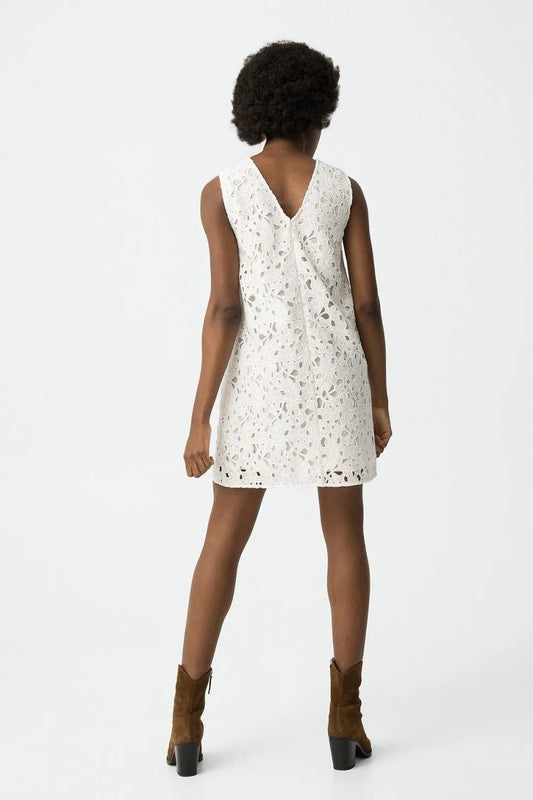 Vestido Renda com Decote - Armanda Boutique