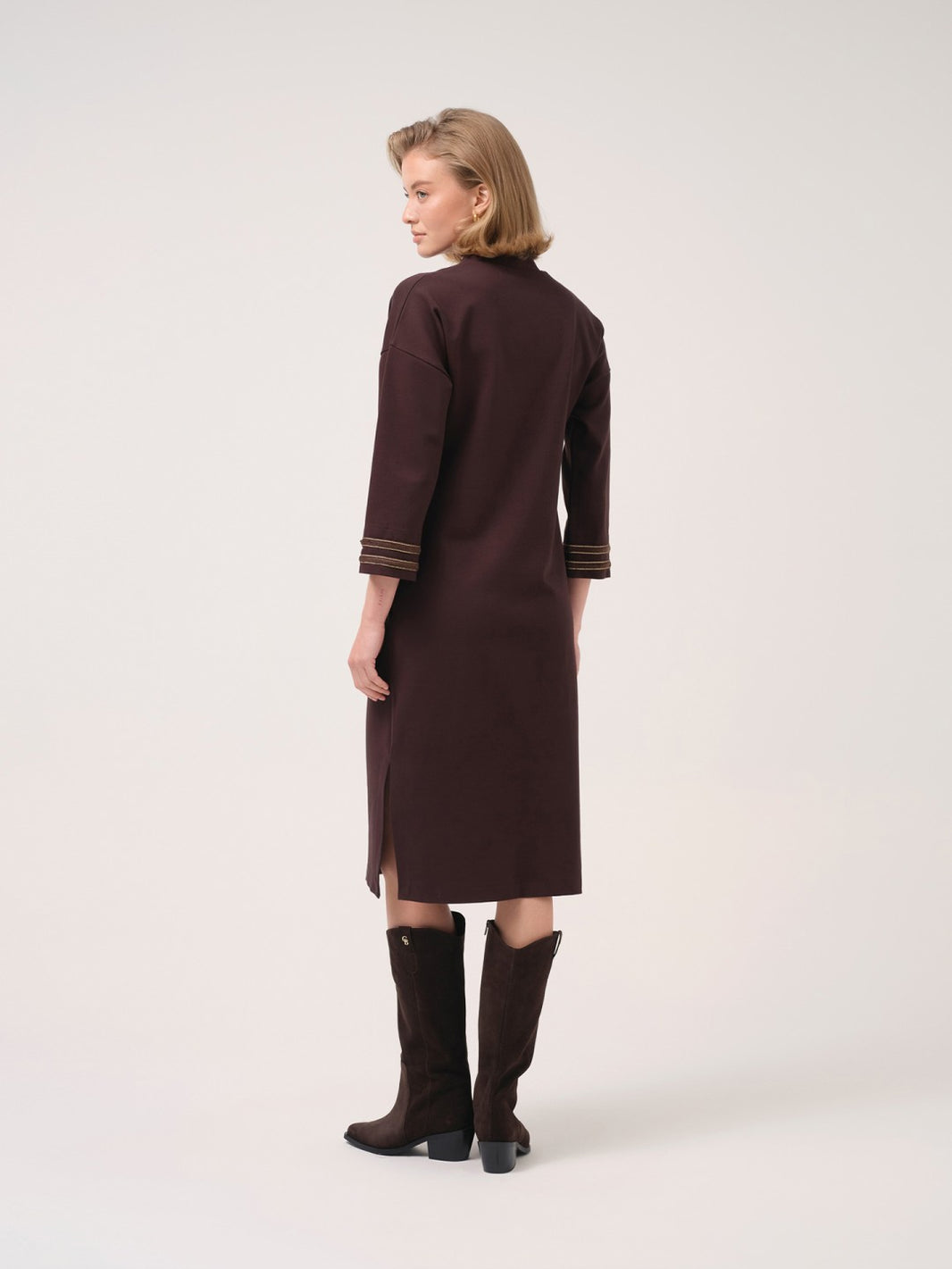 Vestido midi de malha Cristina Barros detalhe