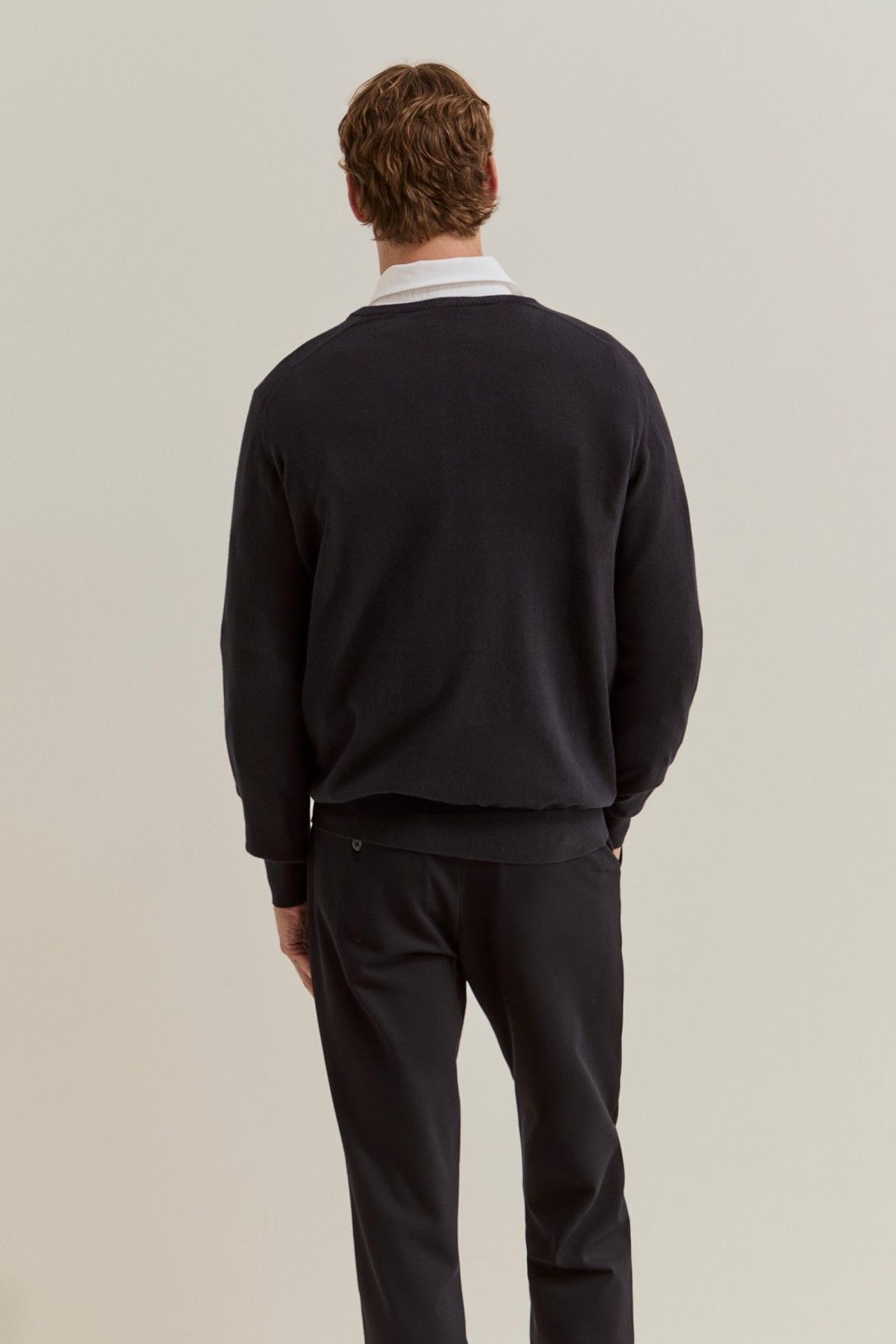 Camisola com decote em V — Marinho — Lion of Porches