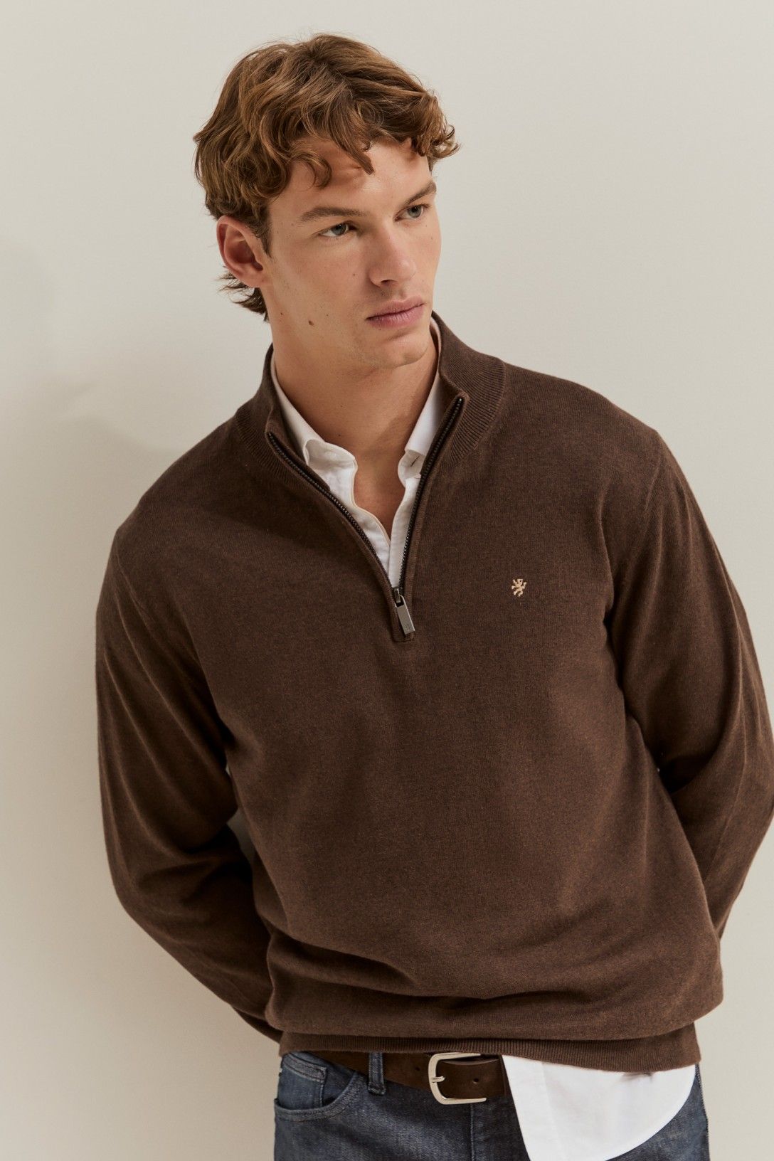 Camisola de homem em algodão e caxemira com meio fecho — Castanho Terra — Lion of Porches