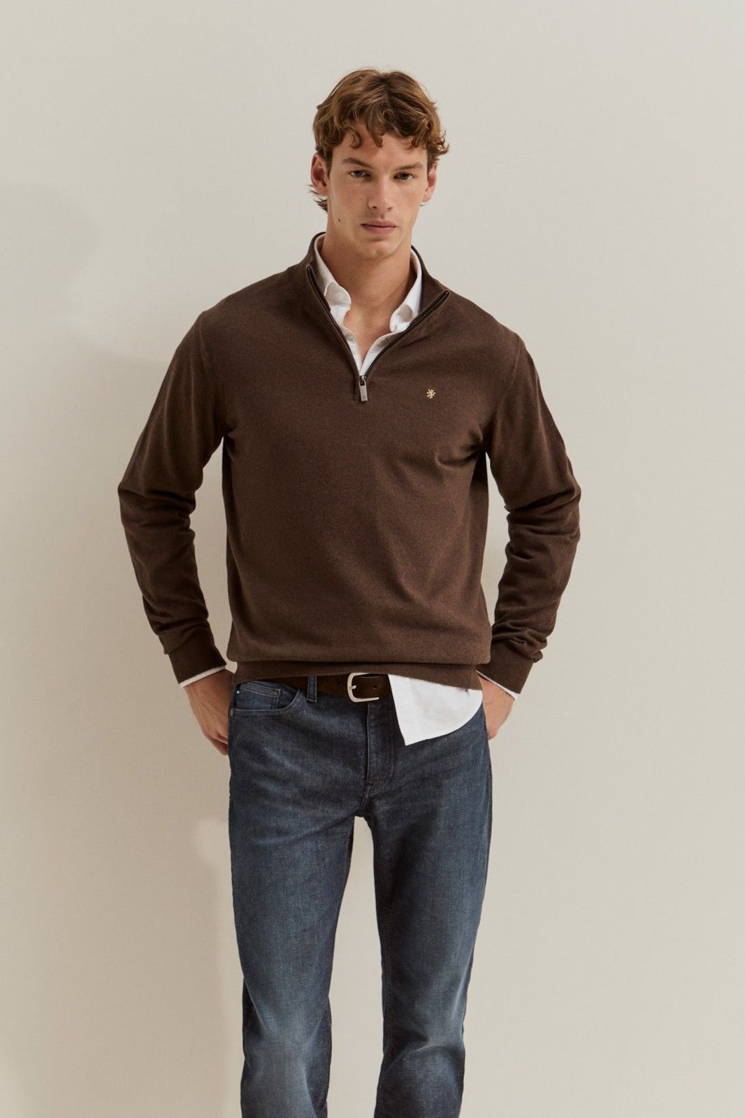 Camisola de homem em algodão e caxemira com meio fecho — Castanho Terra — Lion of Porches