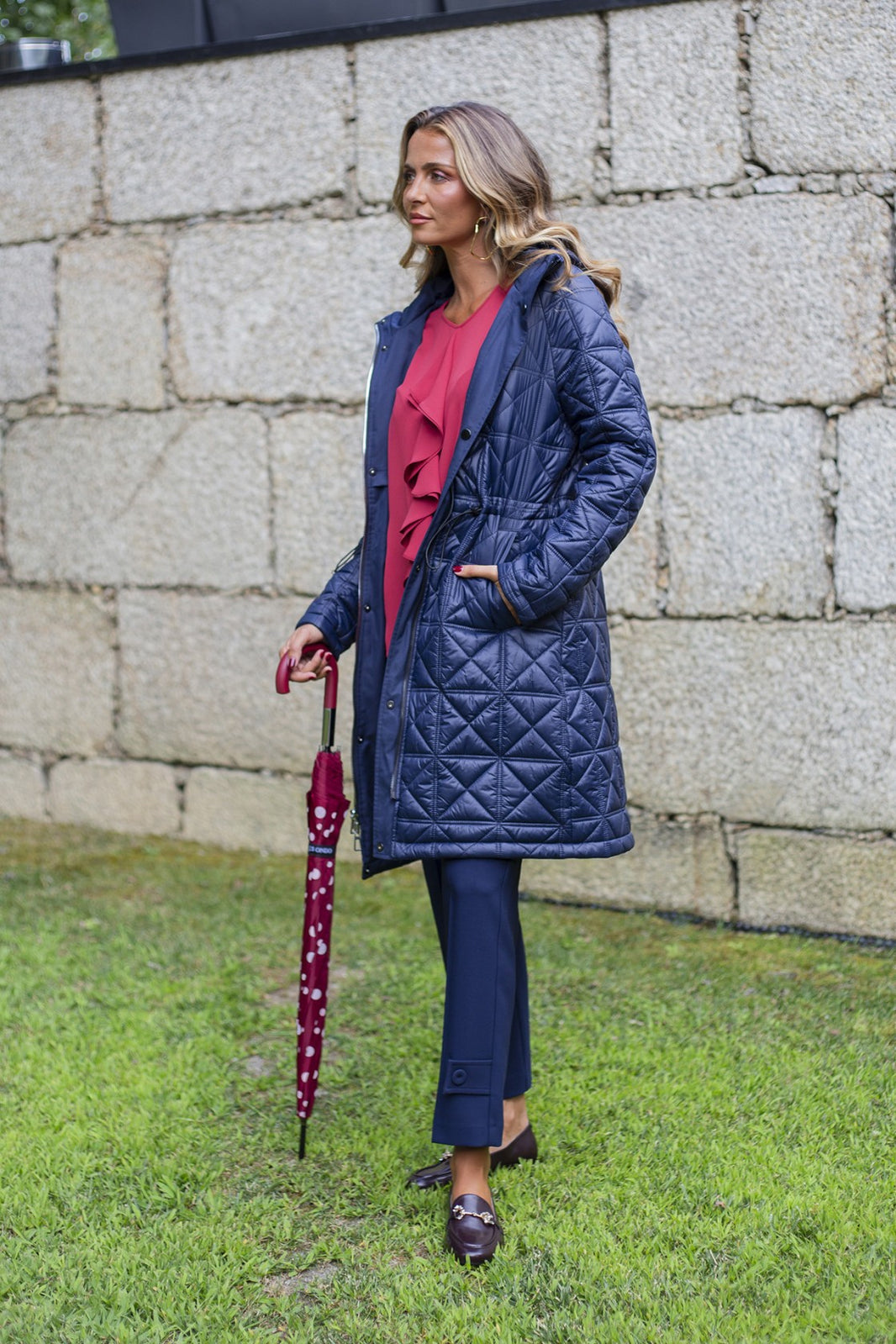 Gabardina reversível com enchimento leve — Azul Marinho — Silvina Campos
