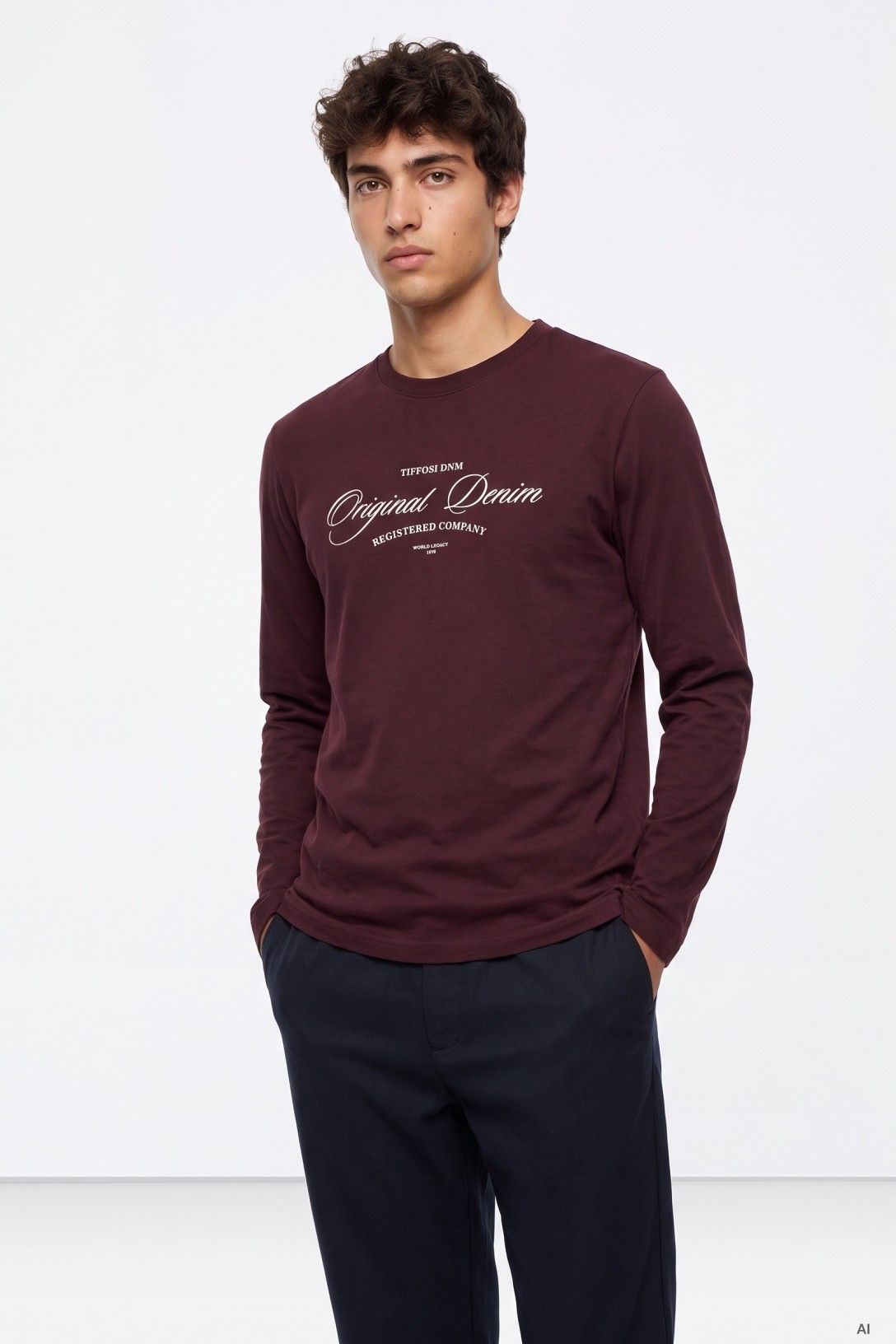T-shirt Tiffosi Justice Homem — Castanho (255) (255) — frente em modelo