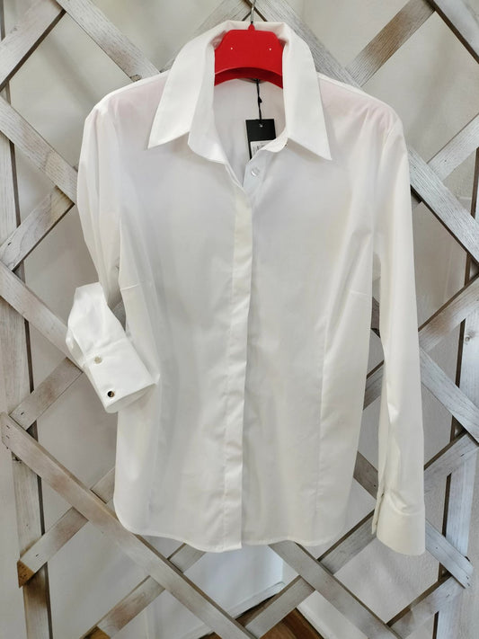 Blusa Silvina Campos Branco – Elegância e Conforto