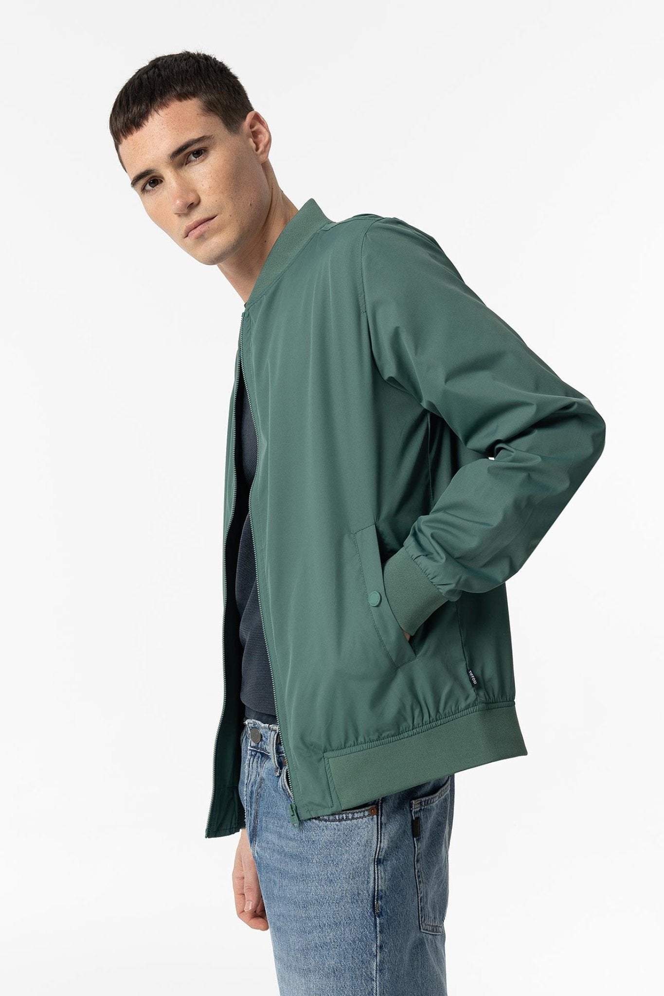 Casaco Bomber Original - Para dias cheios de estilo - Armanda Boutique