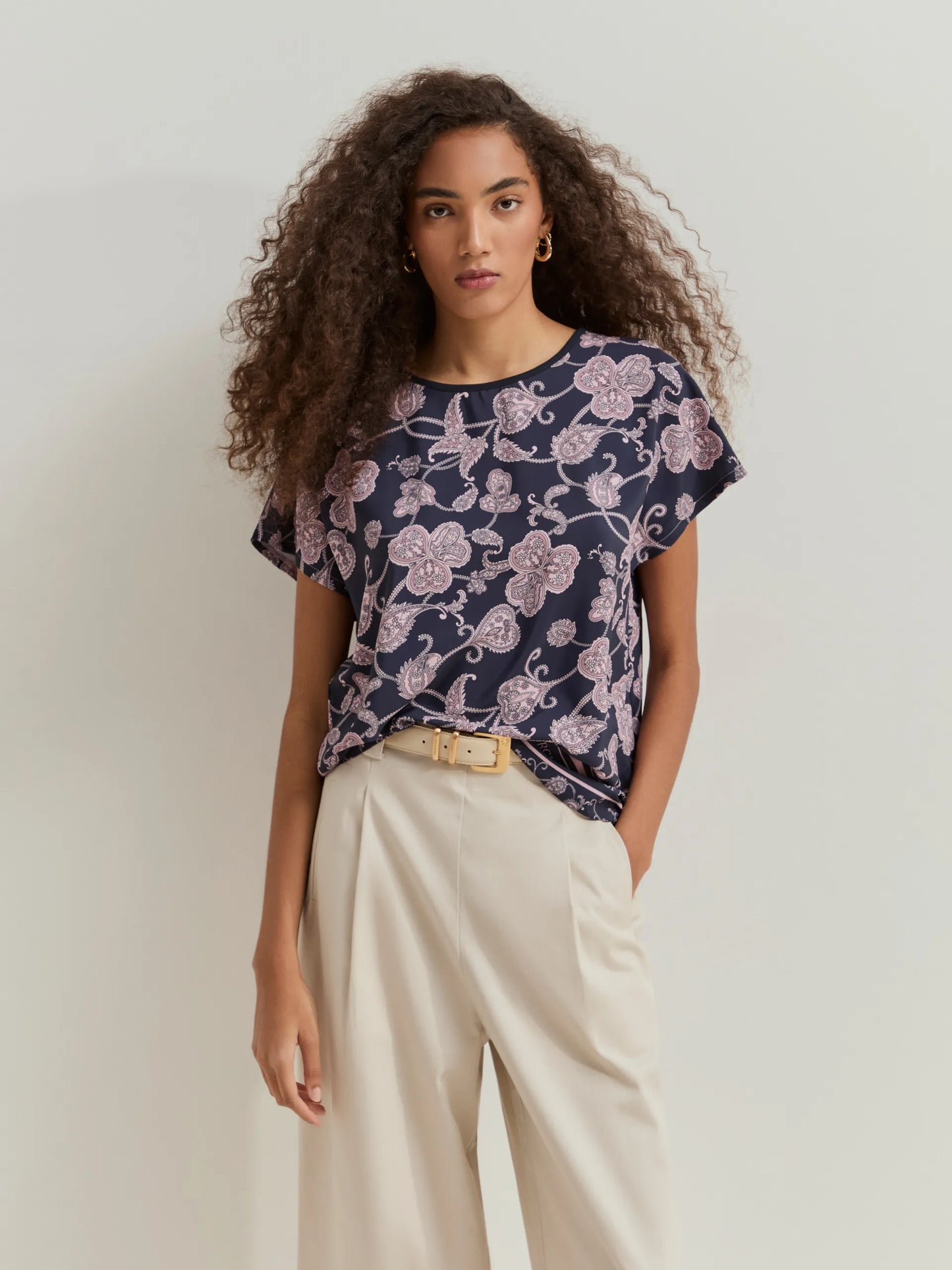 Blusa Lion of Porches Mulher