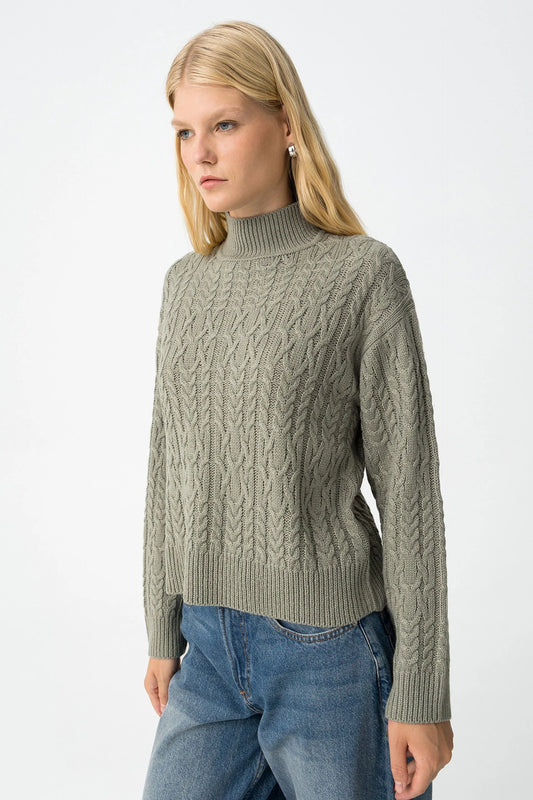 Sweater Malha Entrançada com Gola