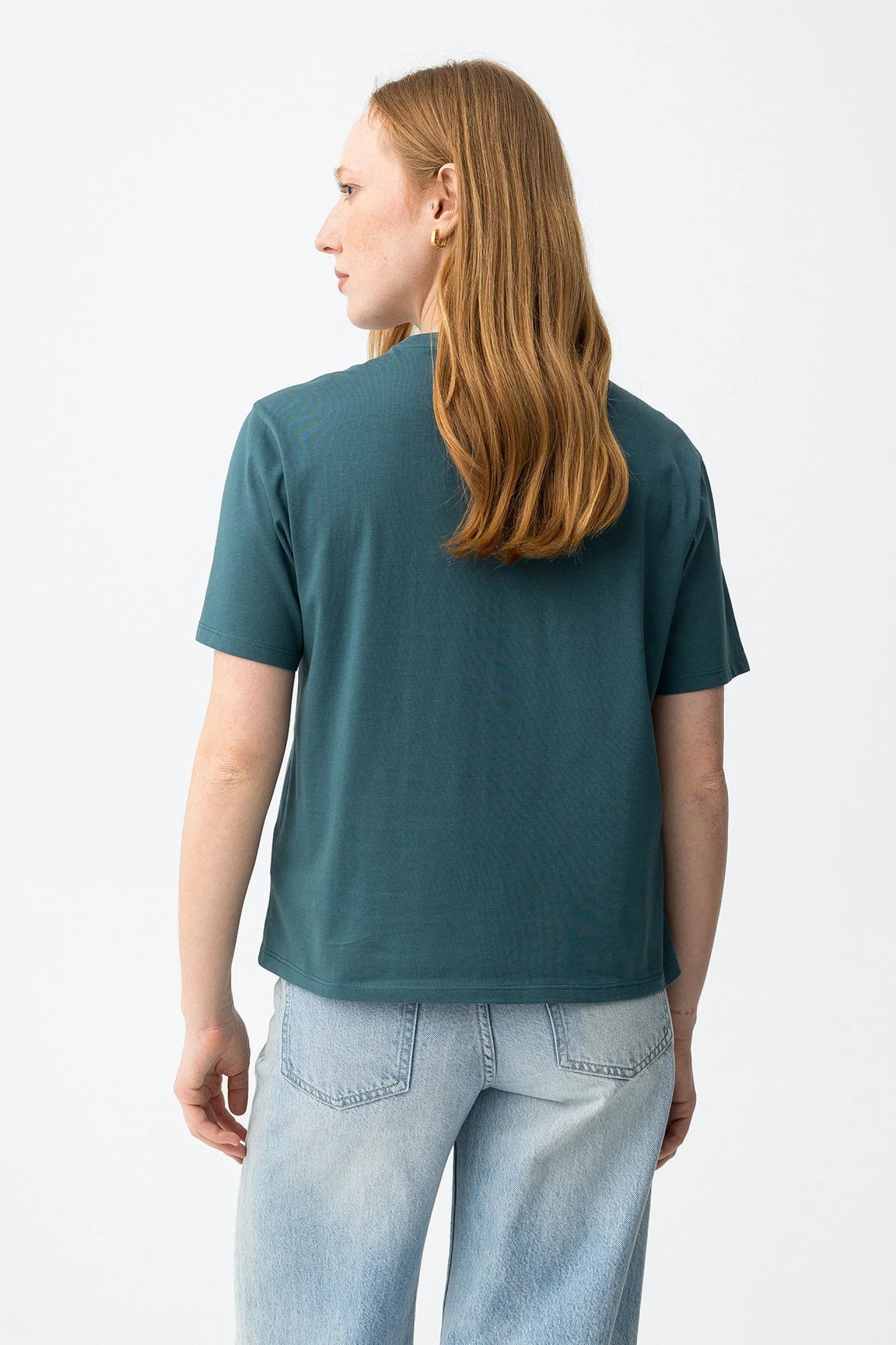 T-shirt Casual Tiffosi Verde com Lettering Floral para Mulher