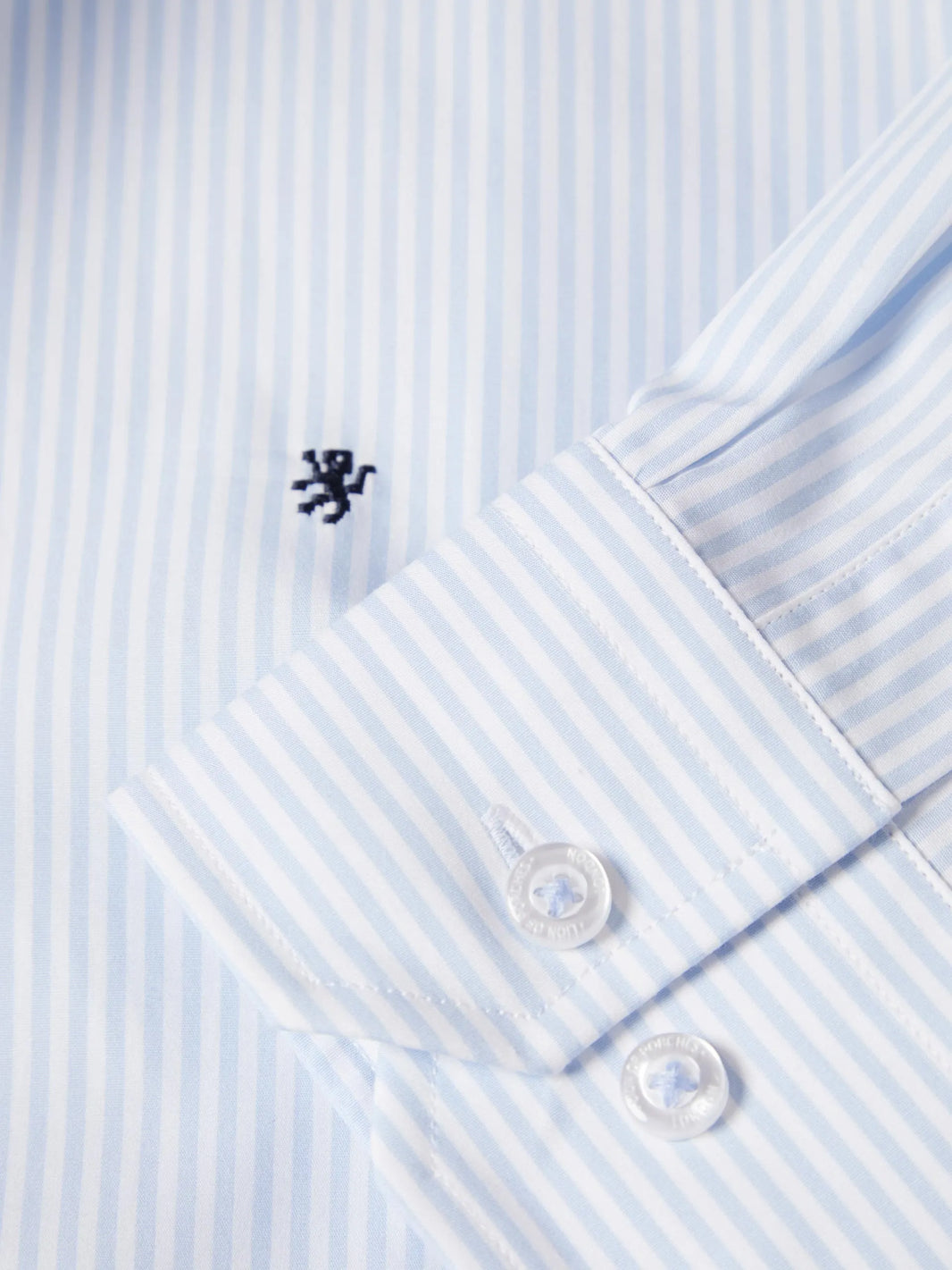 Camisa Lion of Porches