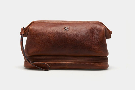 Necessaire Lion of Porches