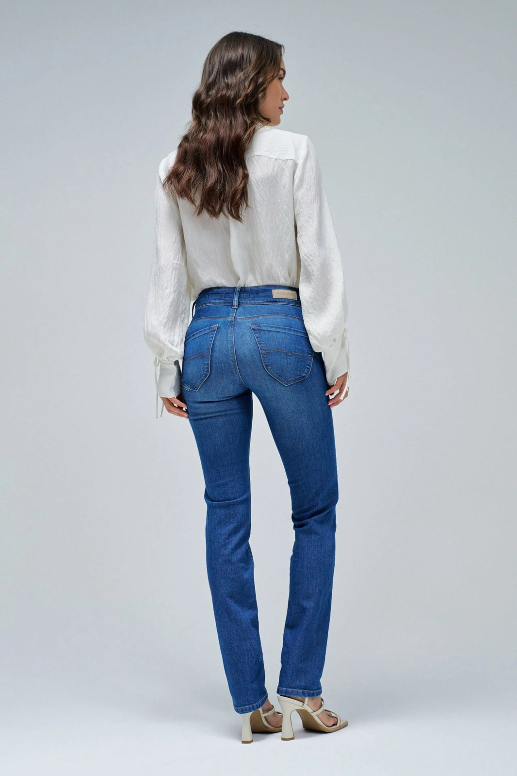 Jeans cintura média - Armanda Boutique