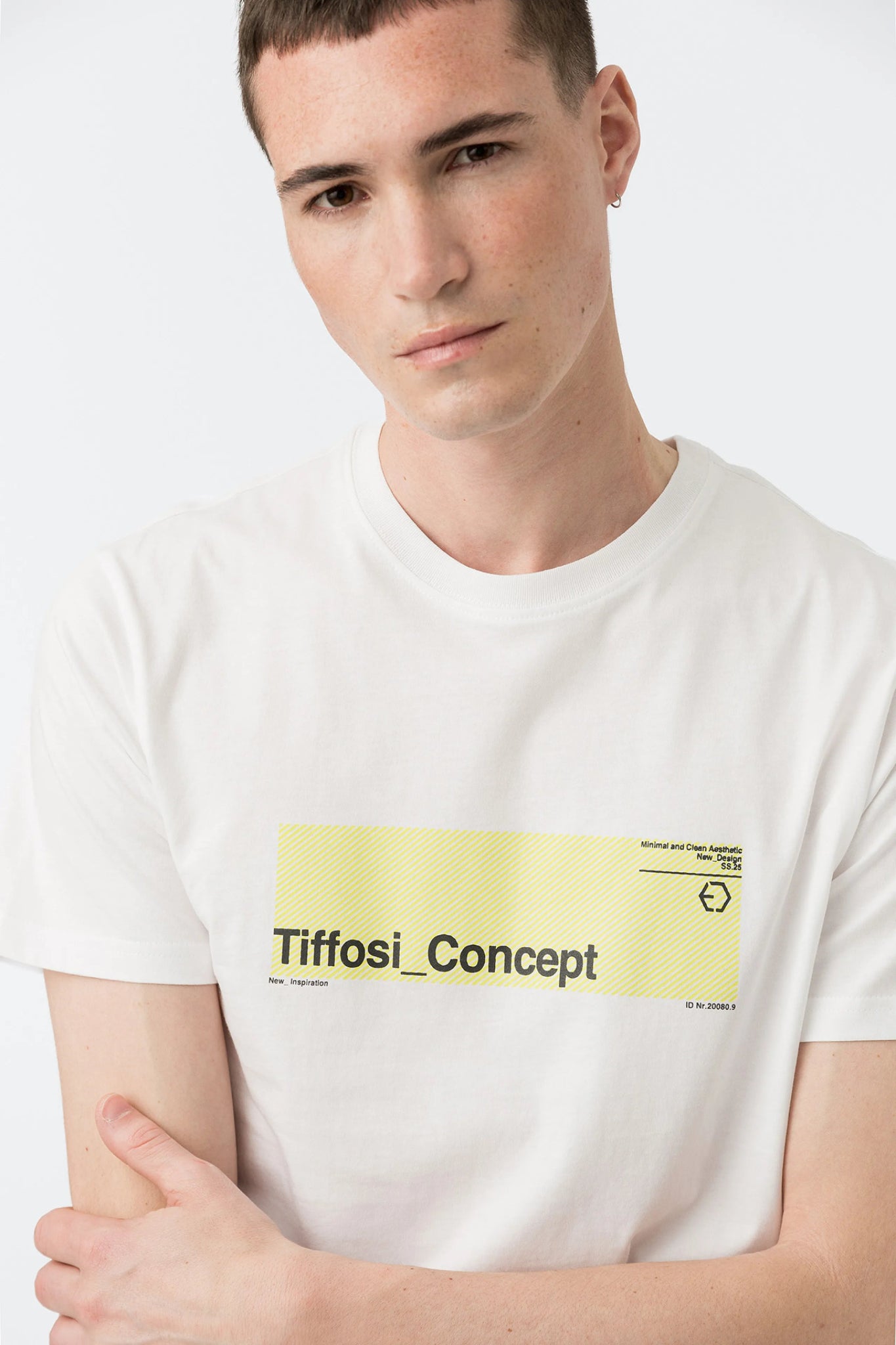 T-shirt Estampada - Armanda Boutique